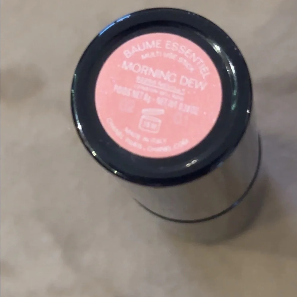 chanel baume essentiel multi-use glow stick in morning dew